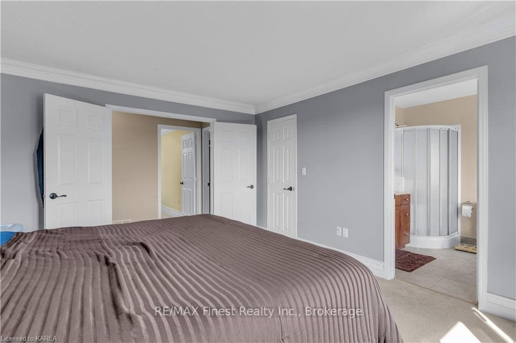 121 JESSUP Lane photo 36