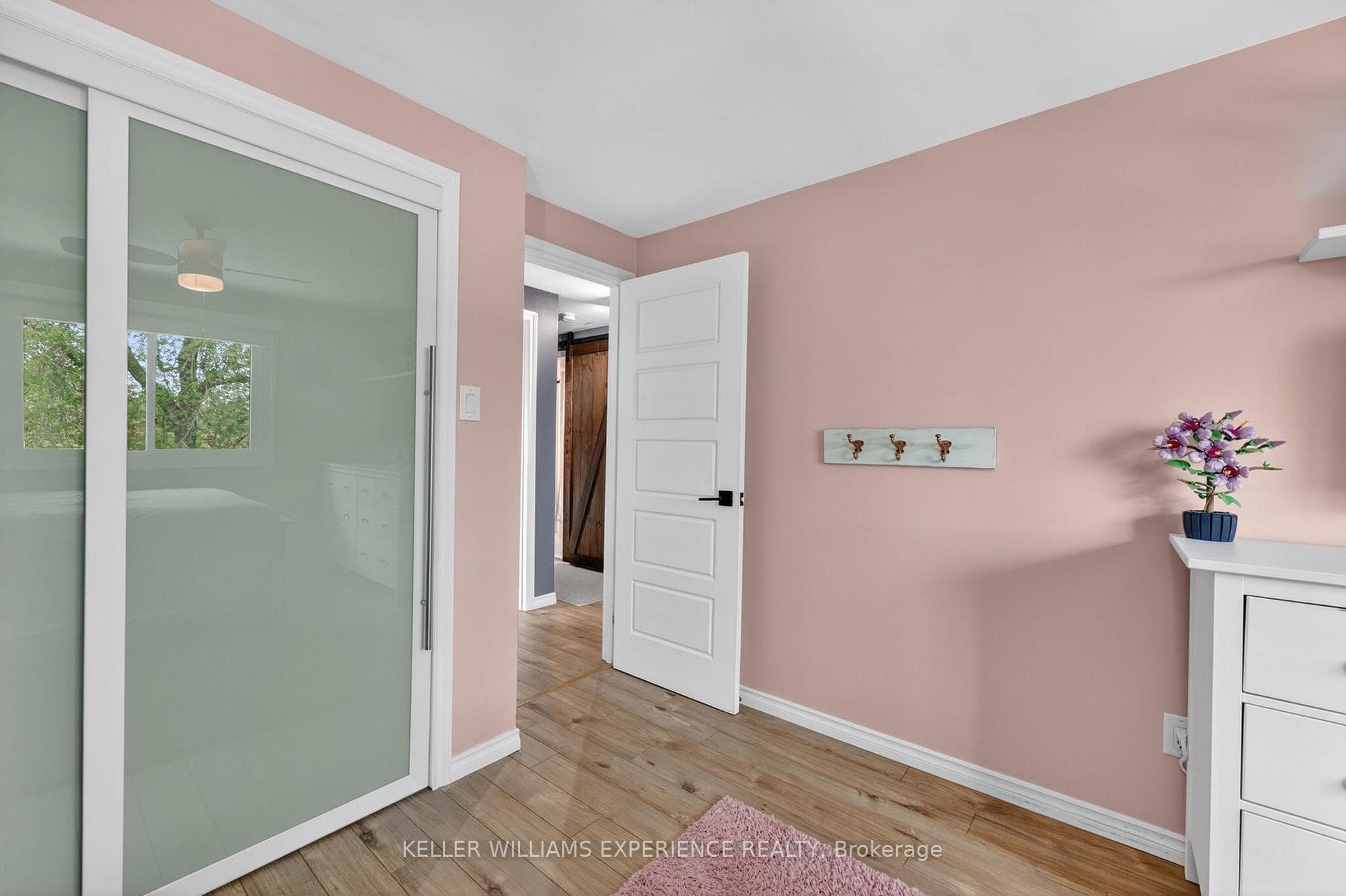 5 Atwood Court photo 16