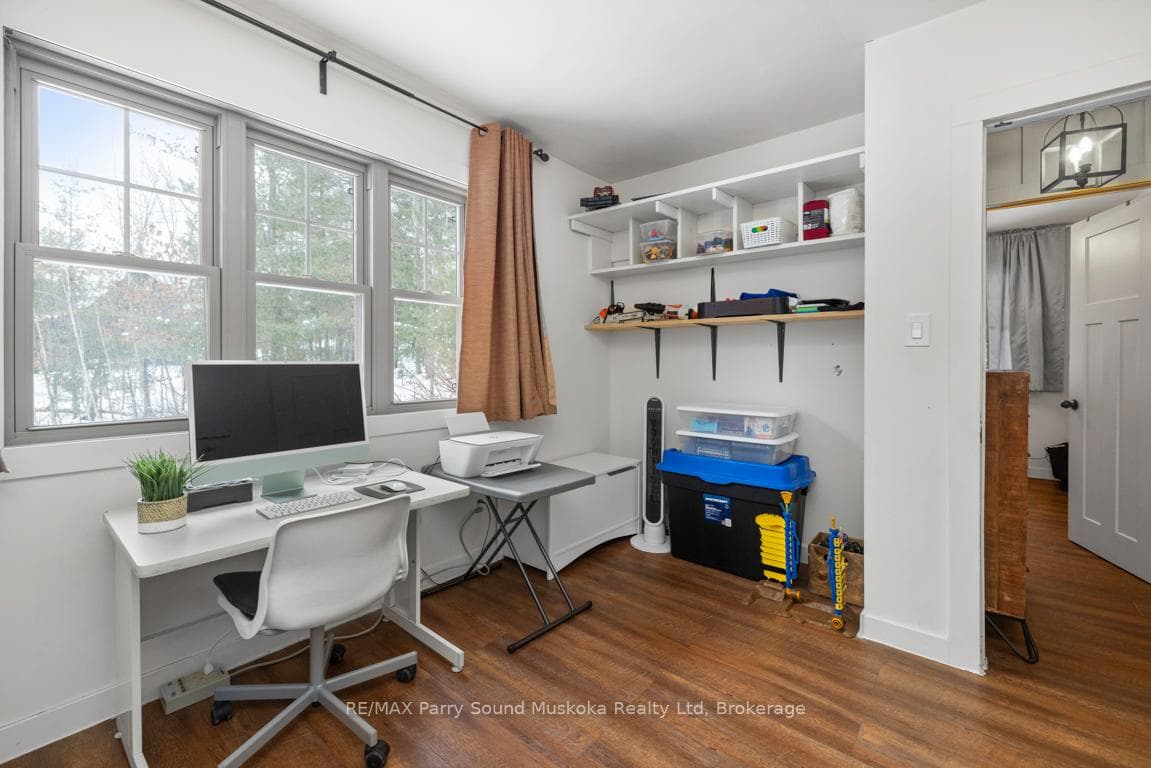 16D Hammel Avenue photo 17