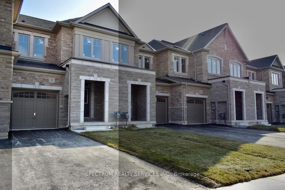 11 Inverness Way photo 2