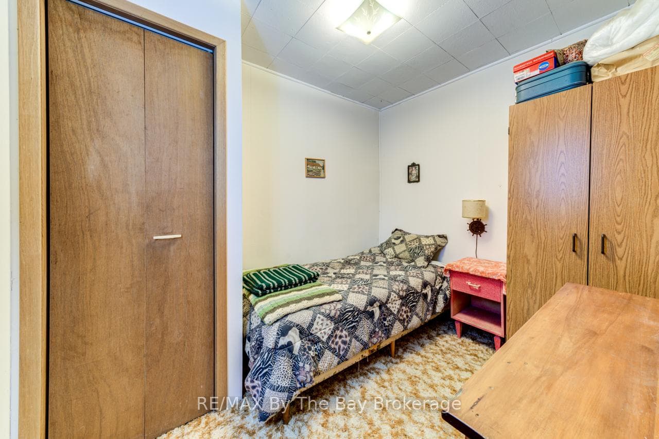 650 River Road photo 24