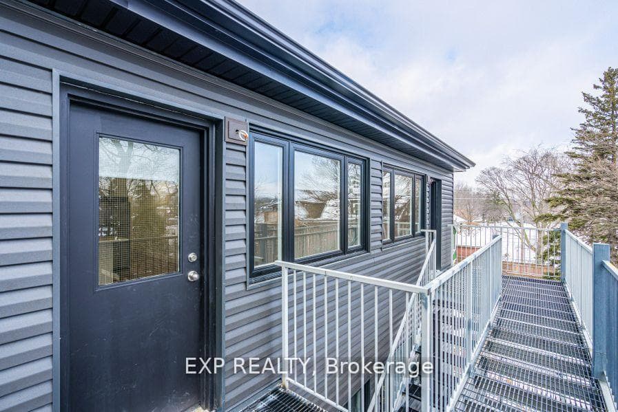 67 Oakmount Road Unit 4 photo 11