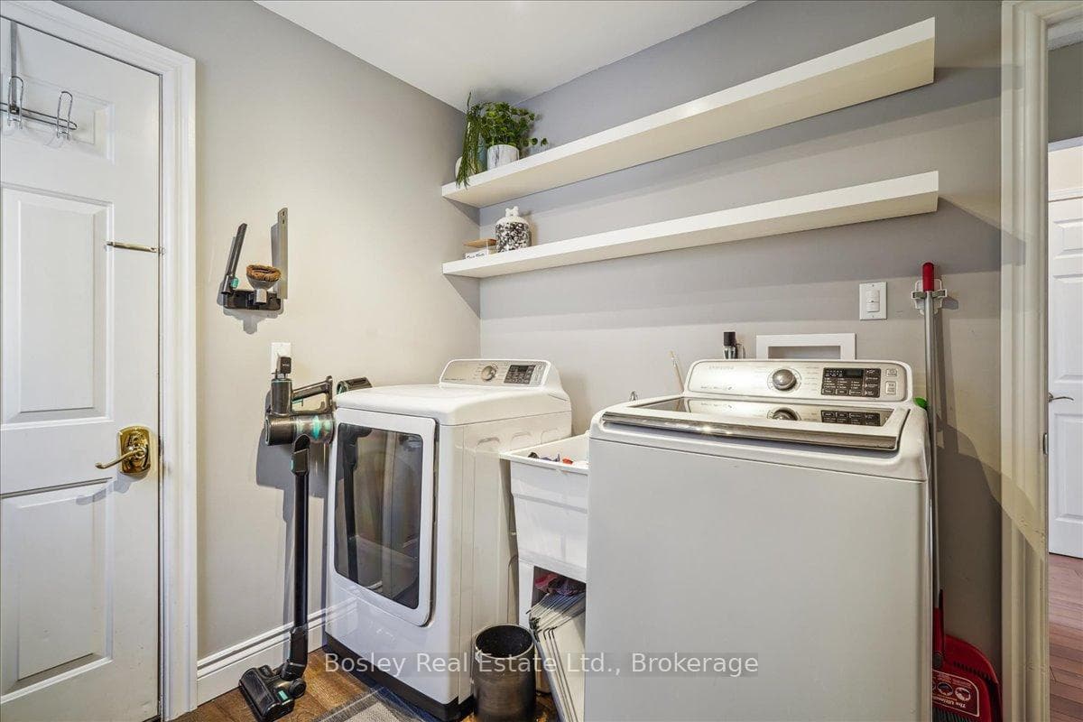 792 Hill Gate photo 14