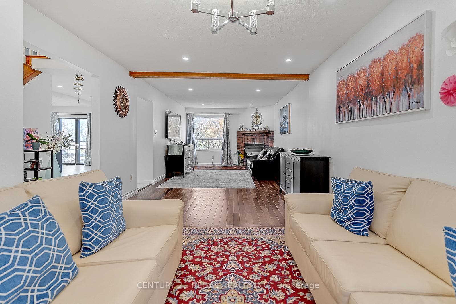 28 Upland Drive photo 10