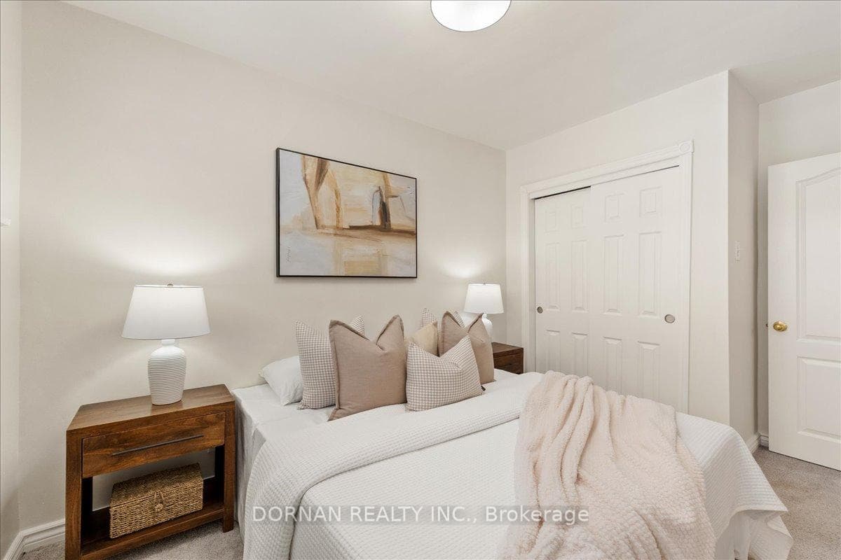 467 Fernhill Boulevard photo 24