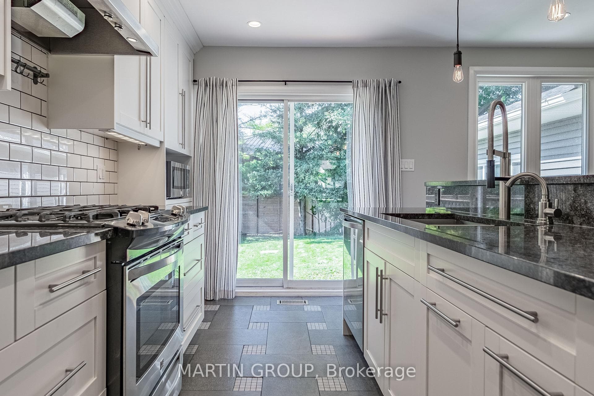 38 BLACK WALNUT Drive photo 10