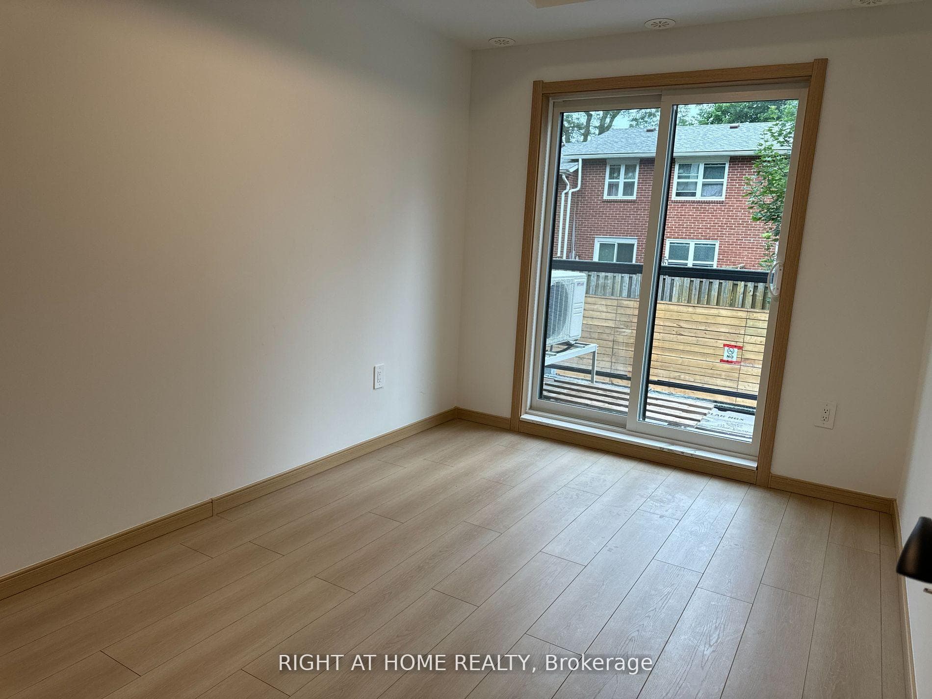3445 Sheppard Avenue Unit C1 203 photo 13