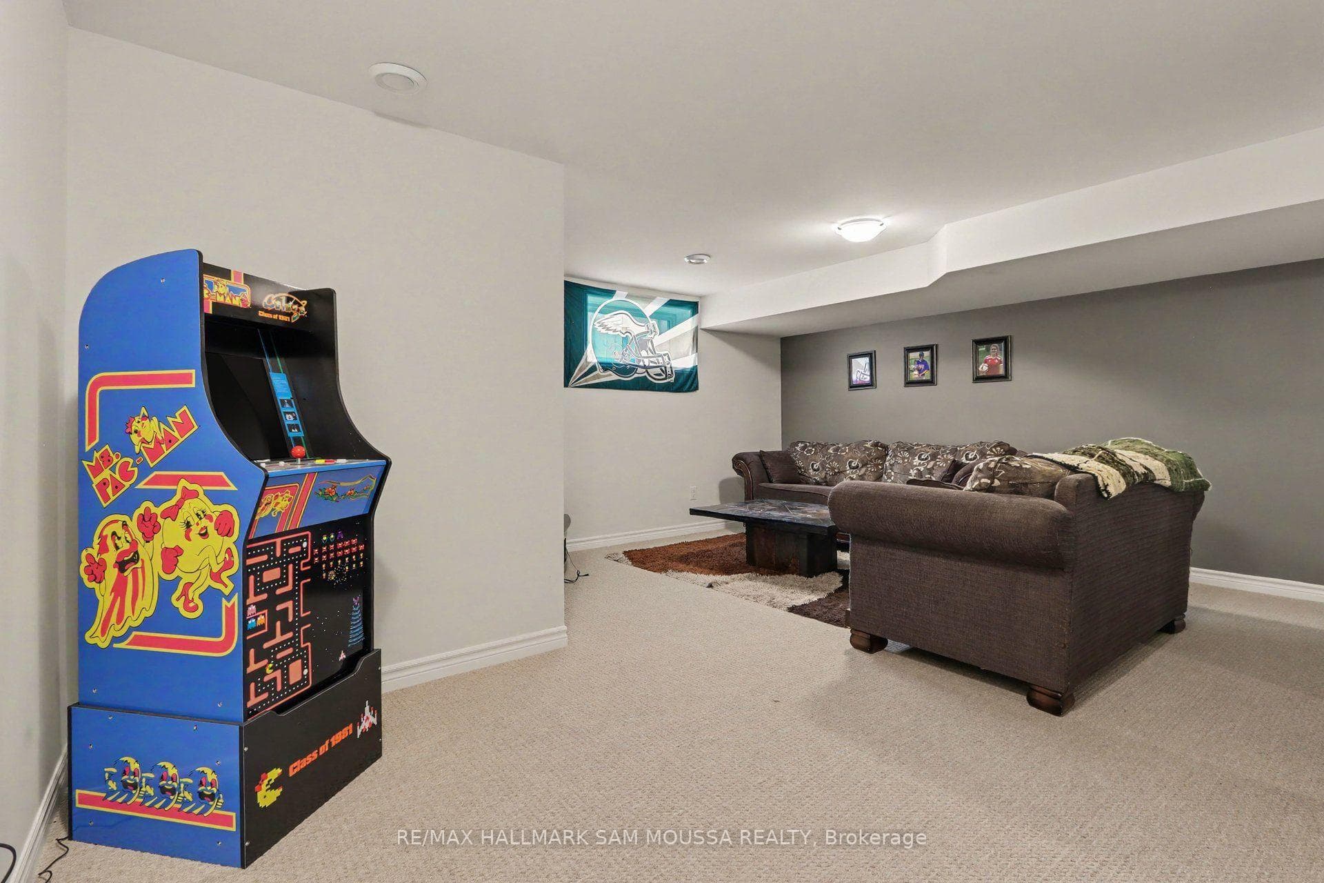 211 Tim Sheehan Place photo 24
