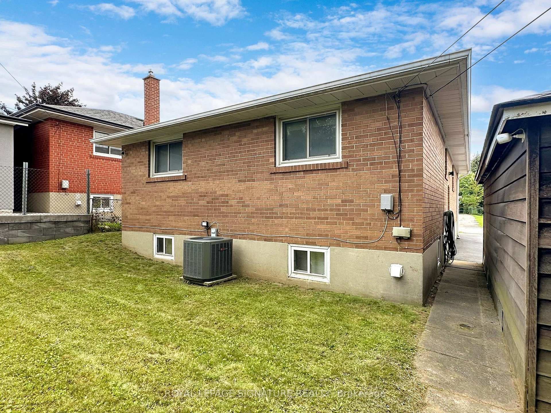 6 Saratoga Drive photo 36