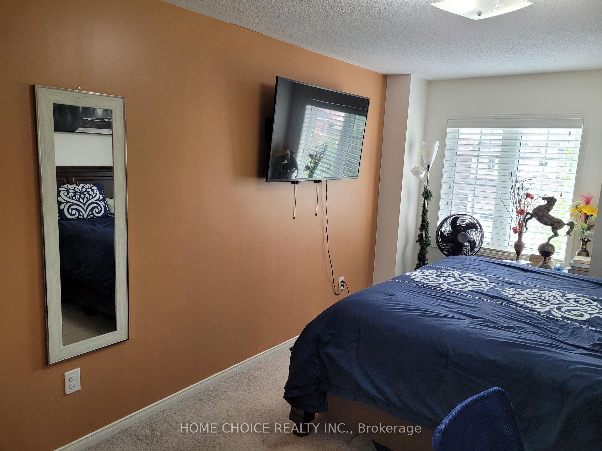 19 Headon Avenue photo 5