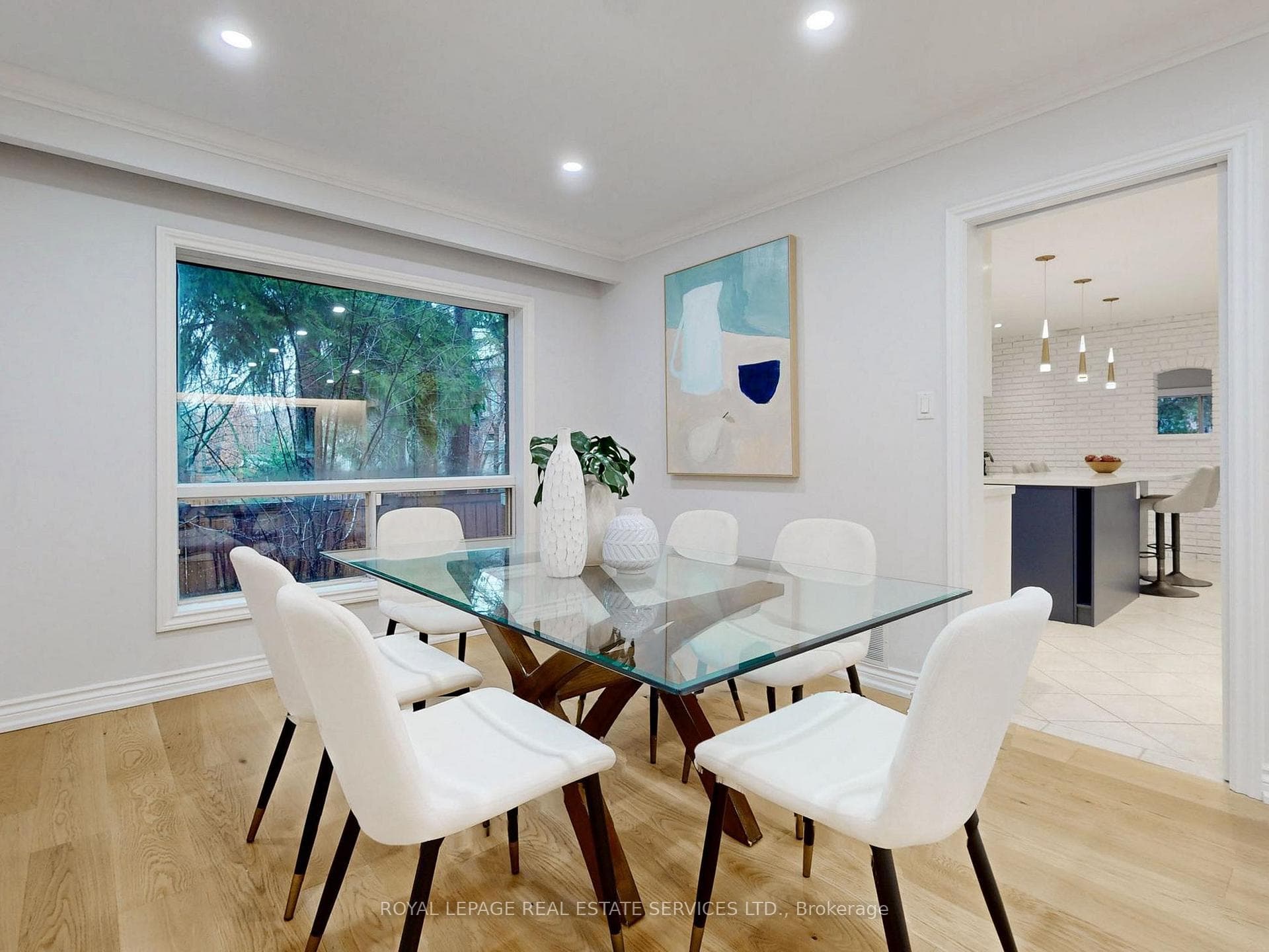35 Tobruk Crescent photo 7