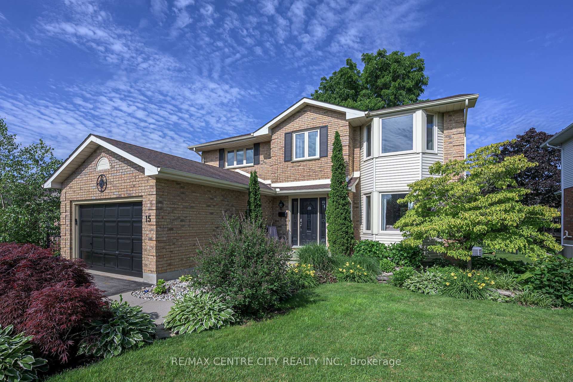 15 Cavanaugh Crescent photo 5