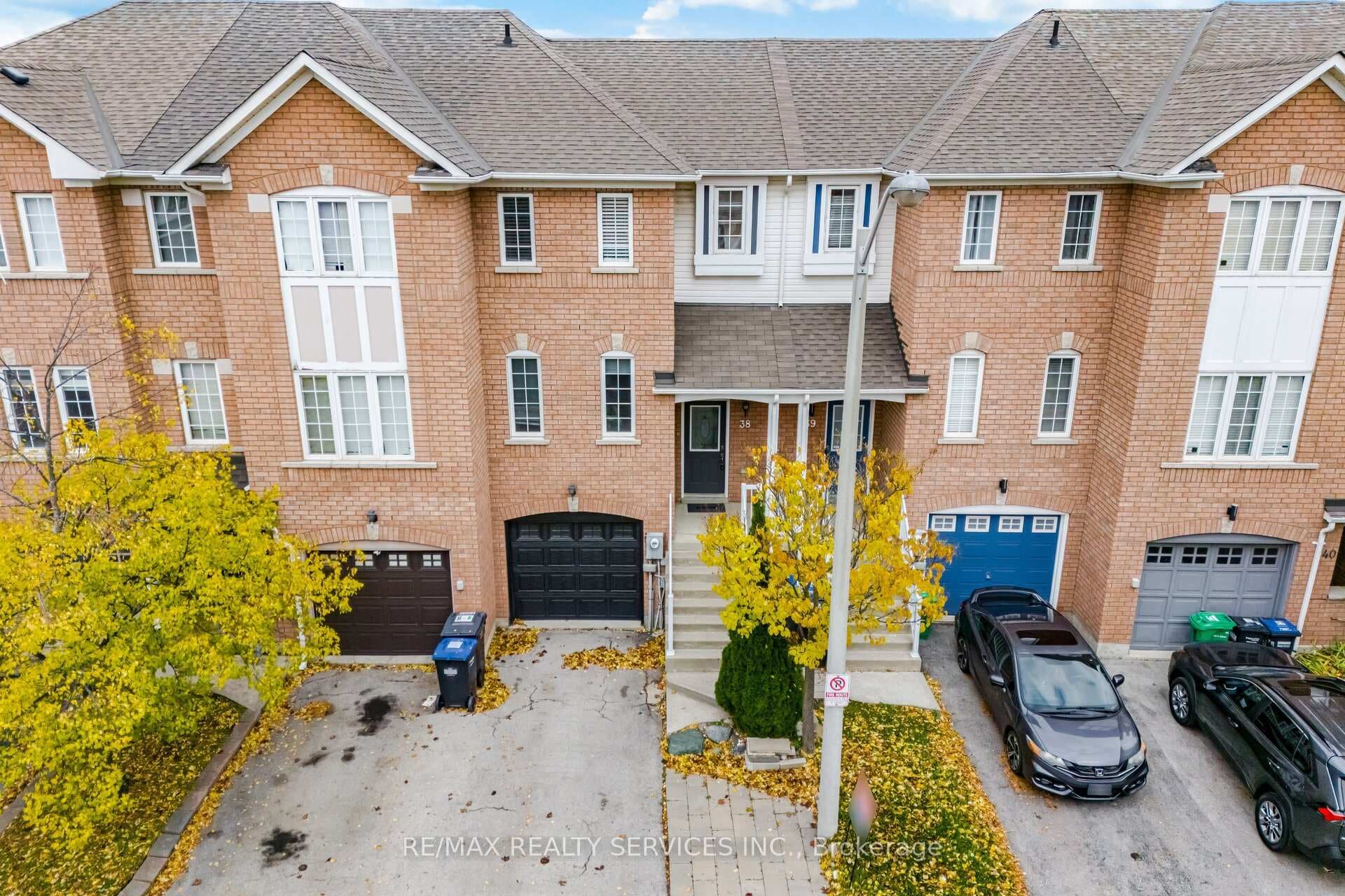 271 Richvale Drive Unit 38 photo 1