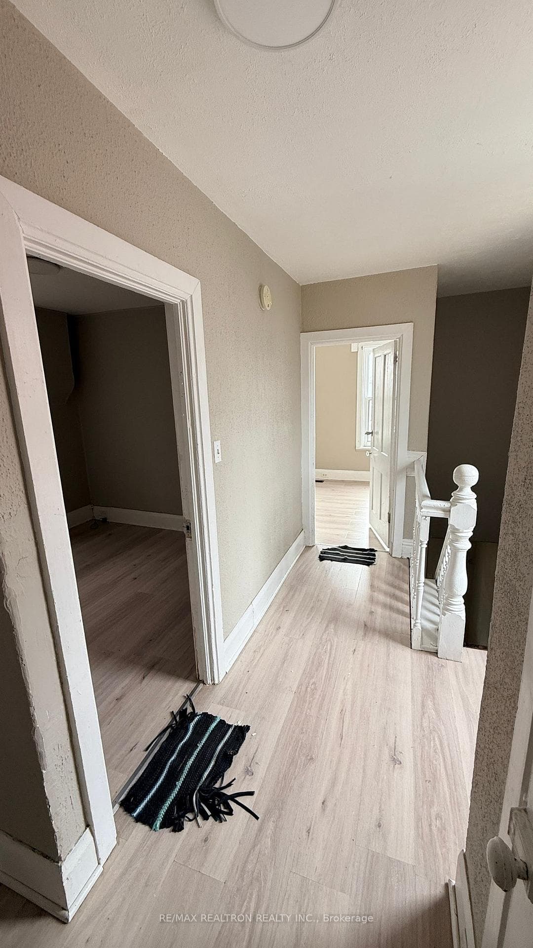 38 LaFayette Avenue photo 10