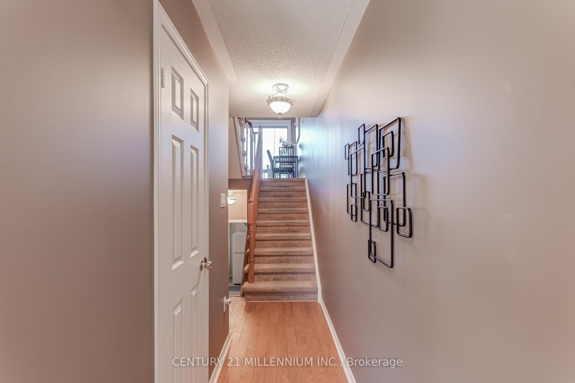 188 Provincial Place photo 4