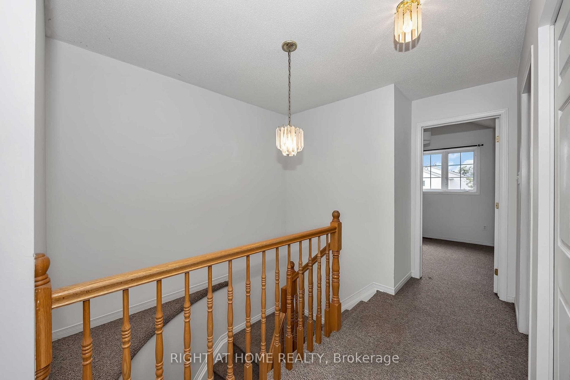 1 Kincardine Drive photo 14