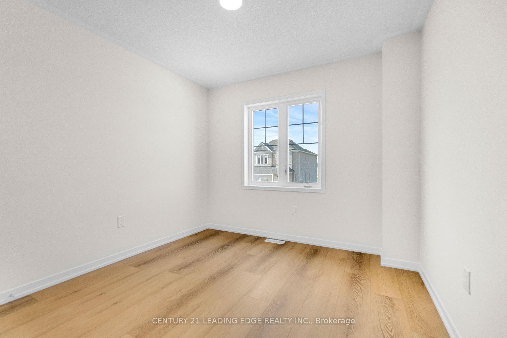 1475 Wheatcroft Drive photo 32