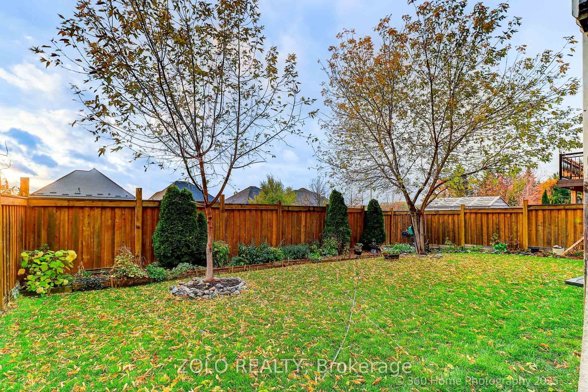 2012 Queensbury Drive photo 26