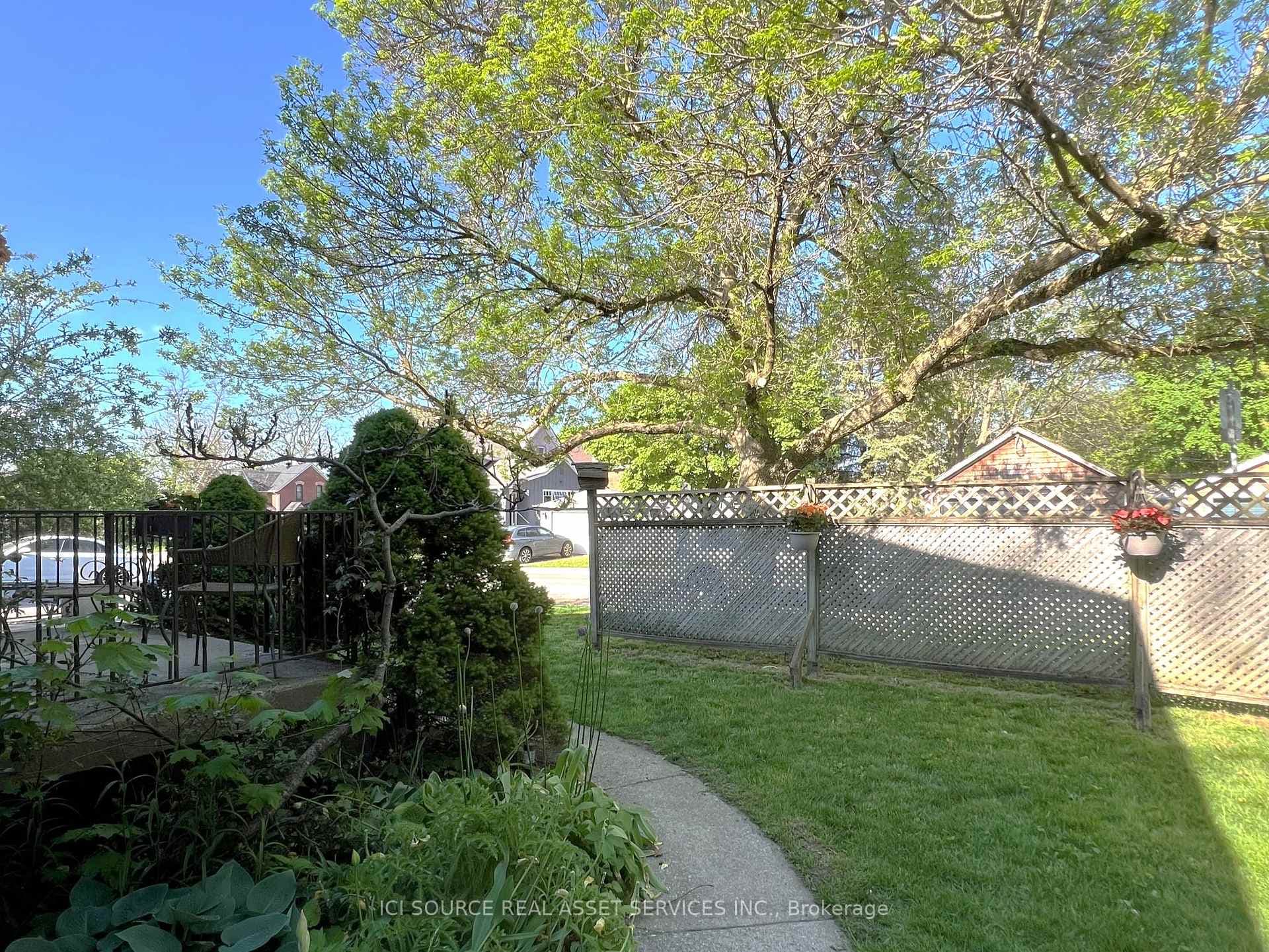 20 Bayview Drive photo 16