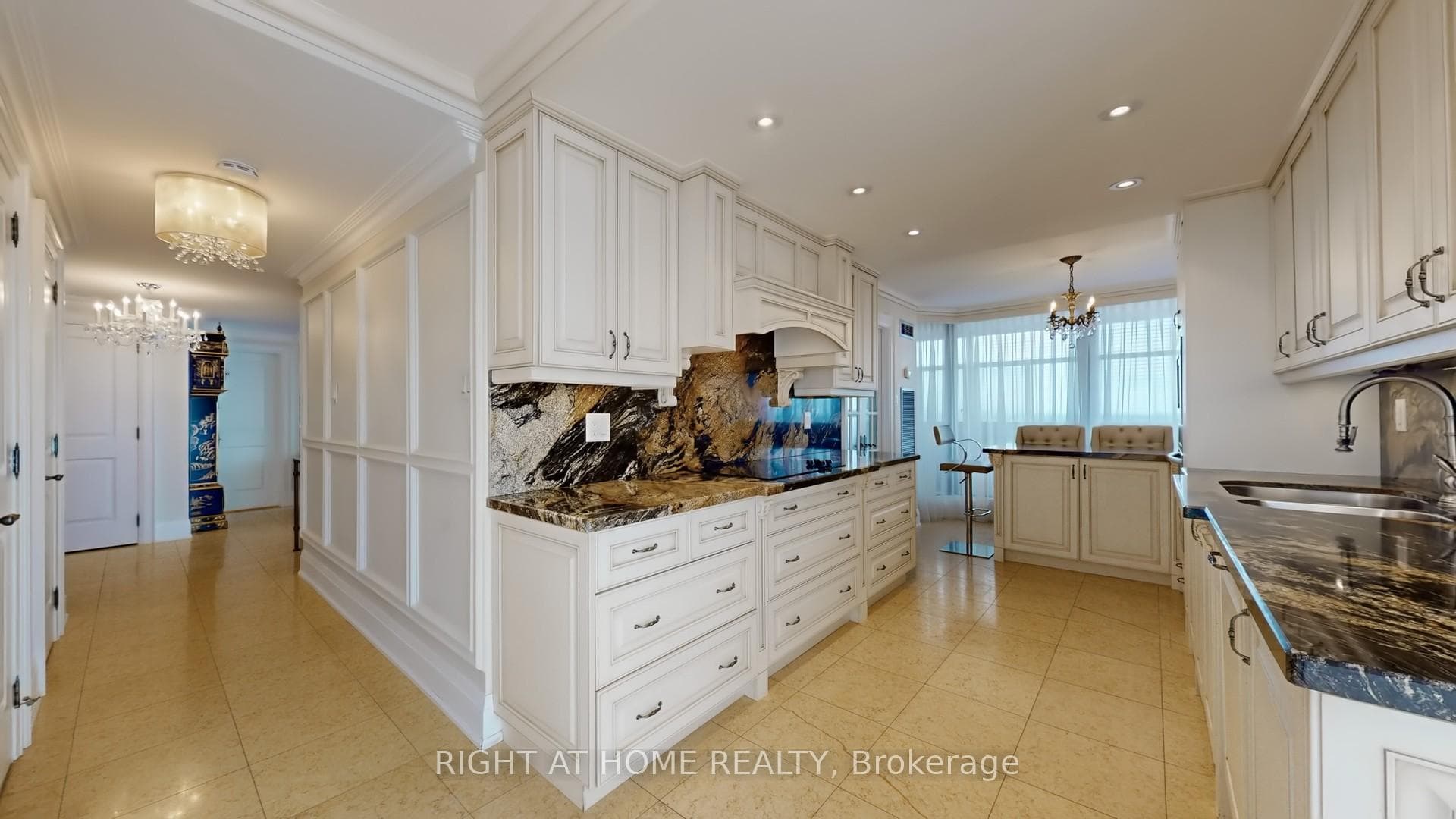 100 Antibes Drive Unit 2805 photo 6