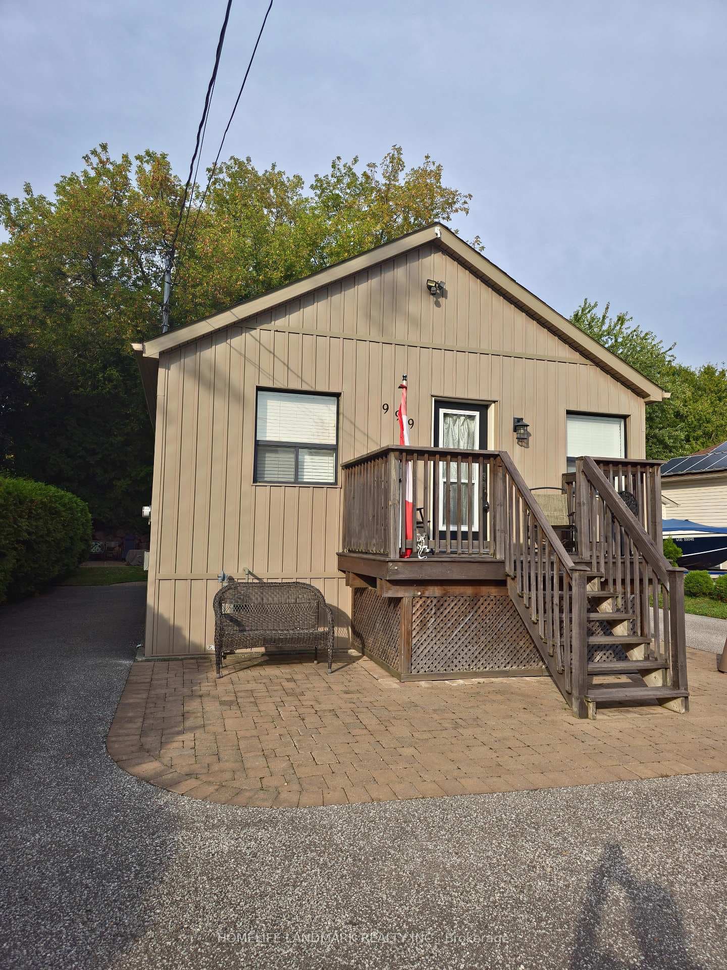 999 Isabella Street photo 3