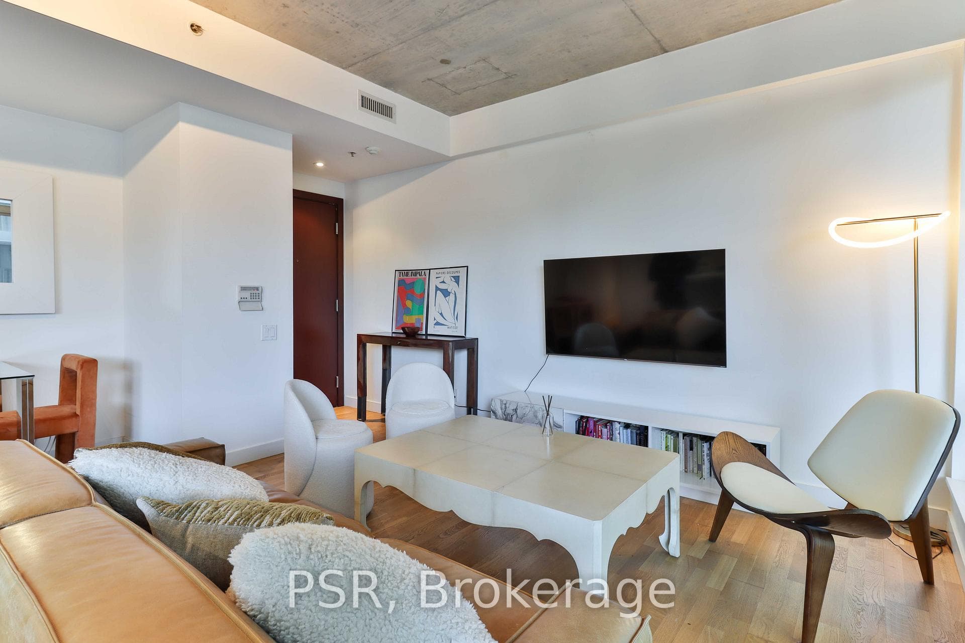 75 Portland Street Unit 523 photo 5
