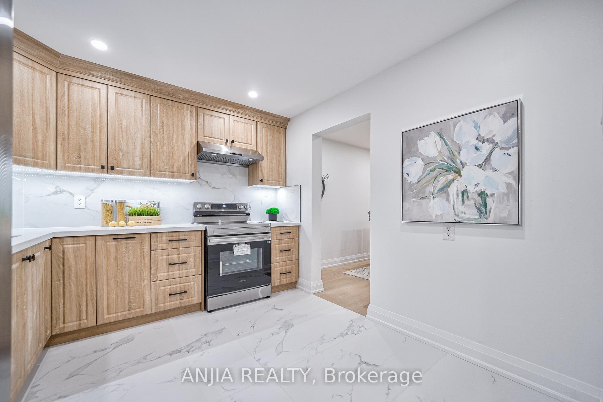 15 Brimwood Boulevard Unit 26 photo 18