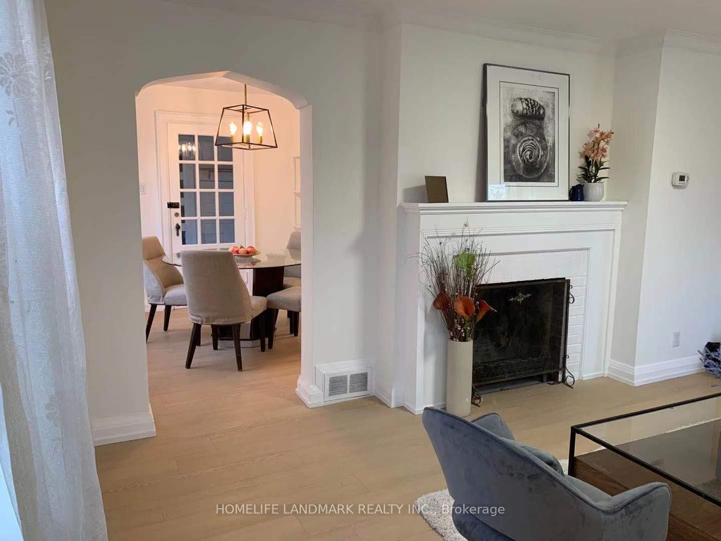 362 Lawrence Avenue photo 4