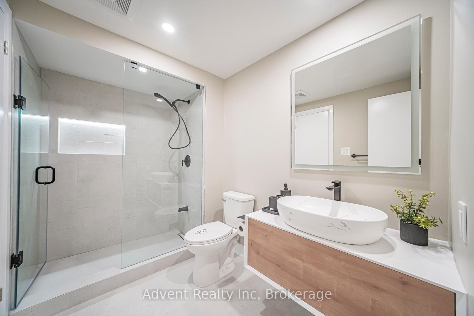 53 Cheeseman Drive photo 23