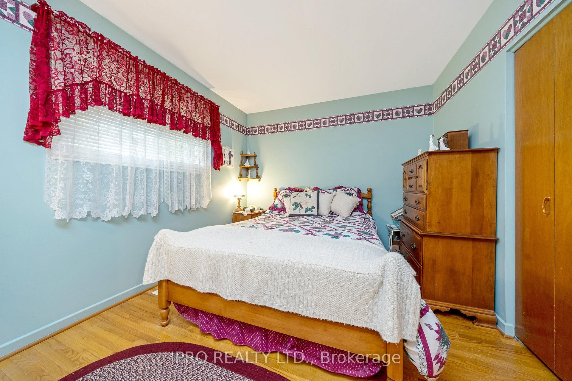 185 Elmore Drive photo 16