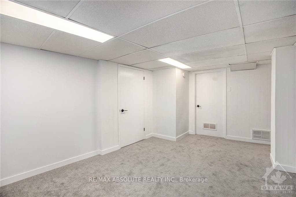 90 HARRIS Place photo 23