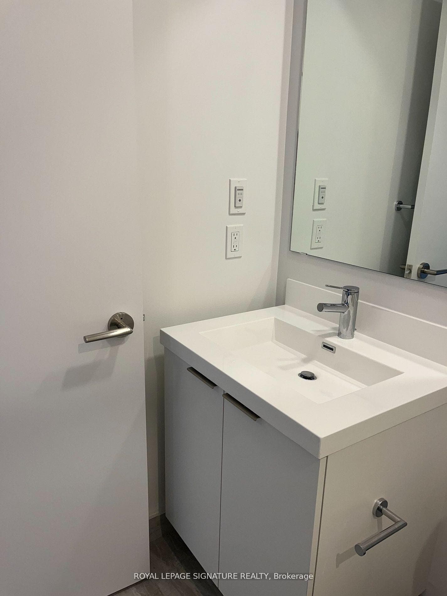50 O'Neill Road Unit 1705 photo 9