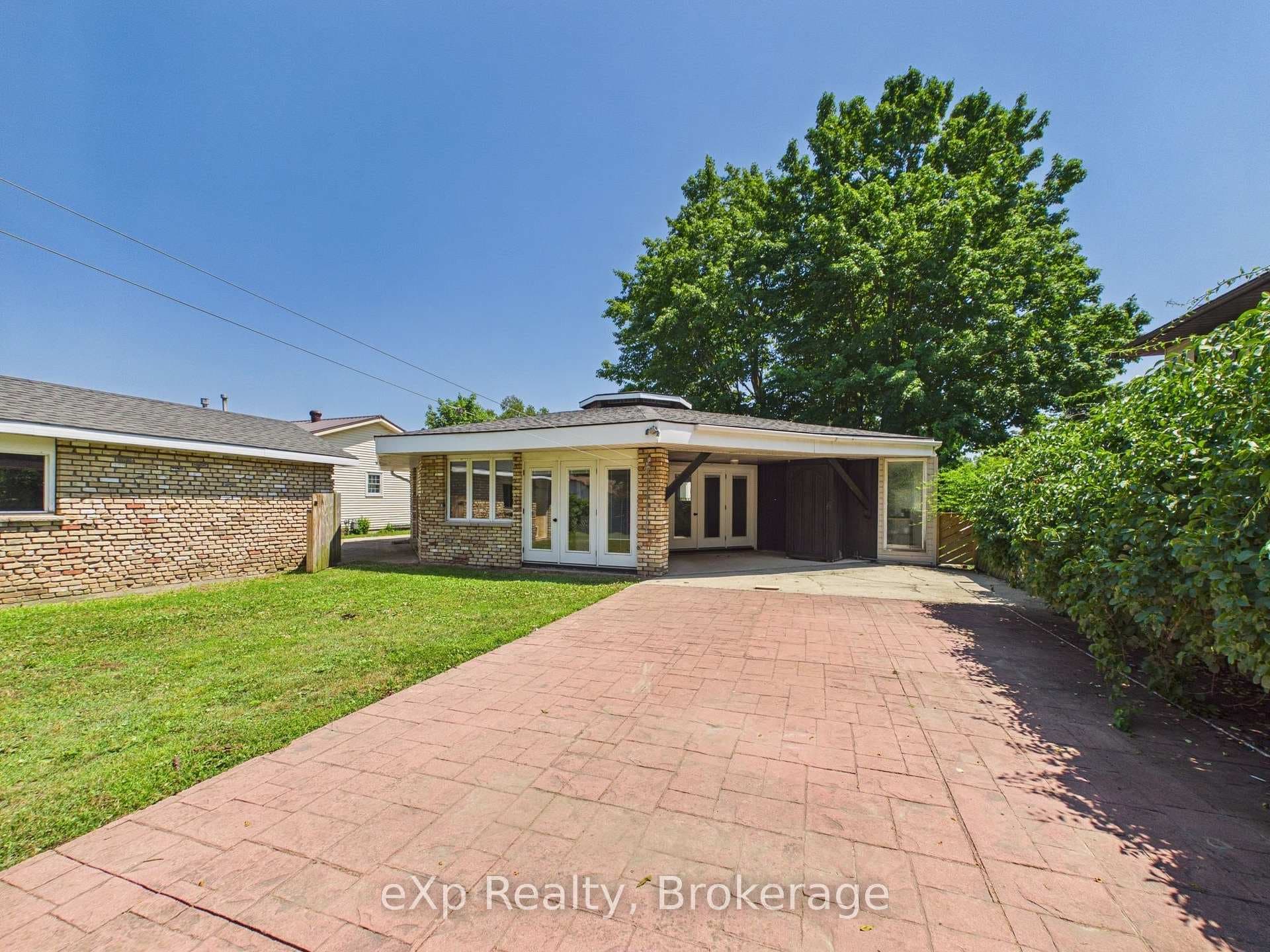 312 Bricker Street photo 6
