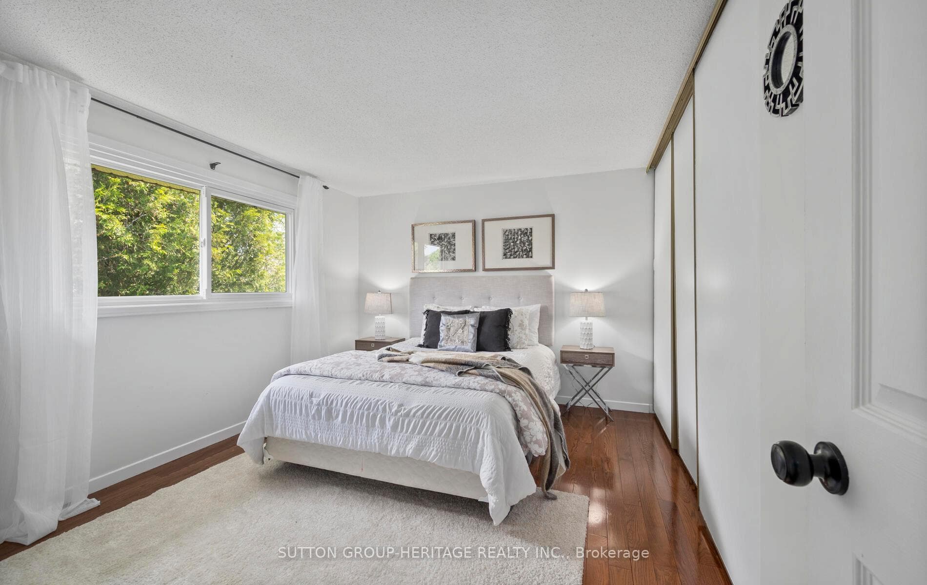 977 Finley Avenue photo 22