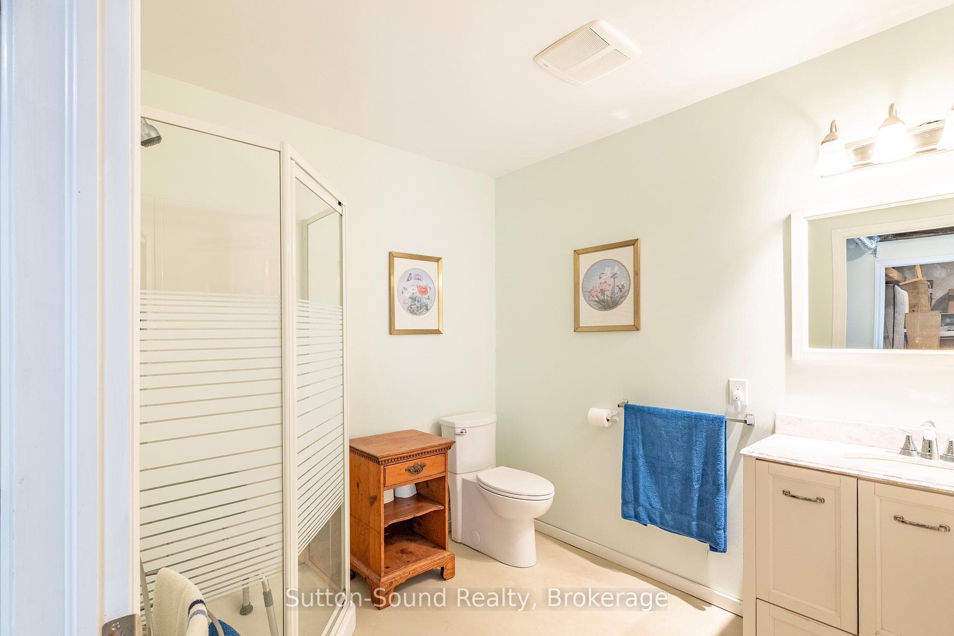 21 Cardinal Avenue photo 27