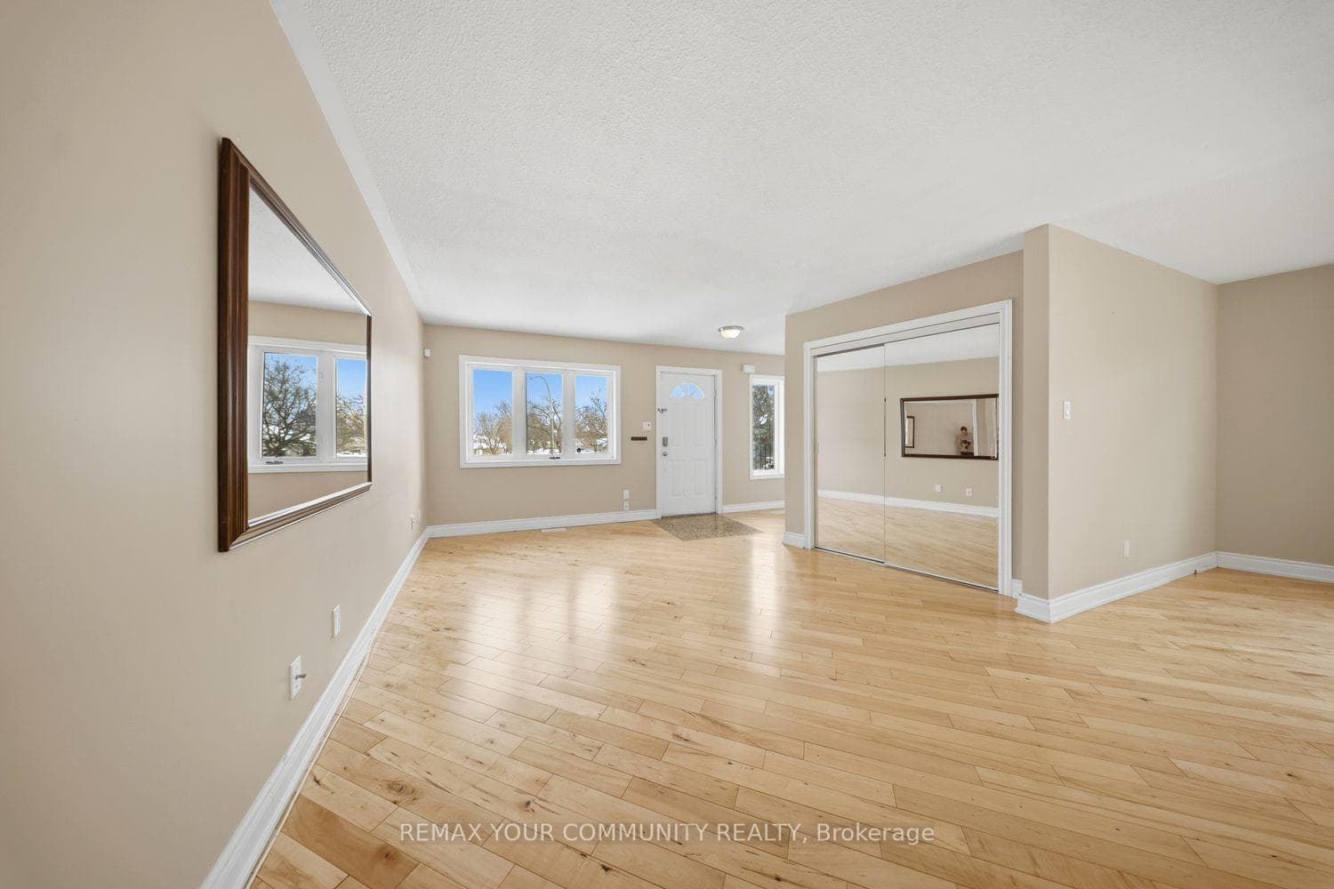 1500 Paddington Court photo 8