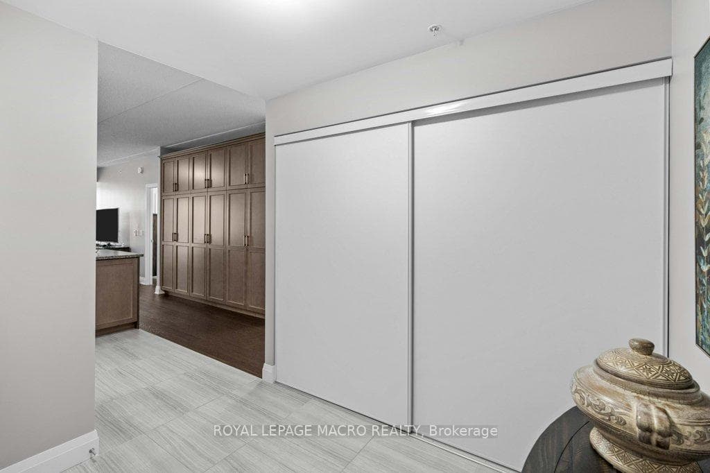 620 SAUVE Street Unit 315 photo 4