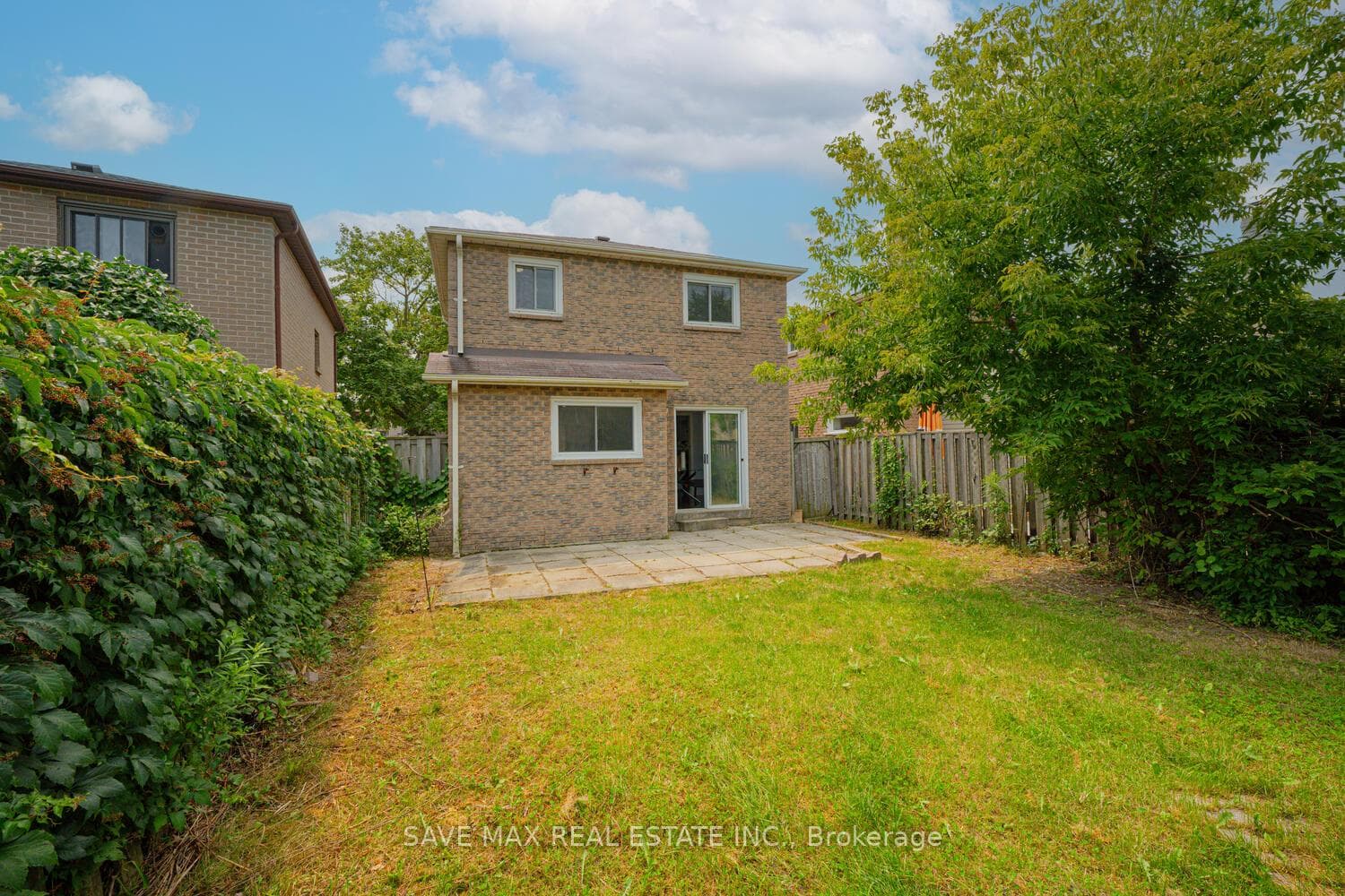 82 Chatfield Drive photo 31