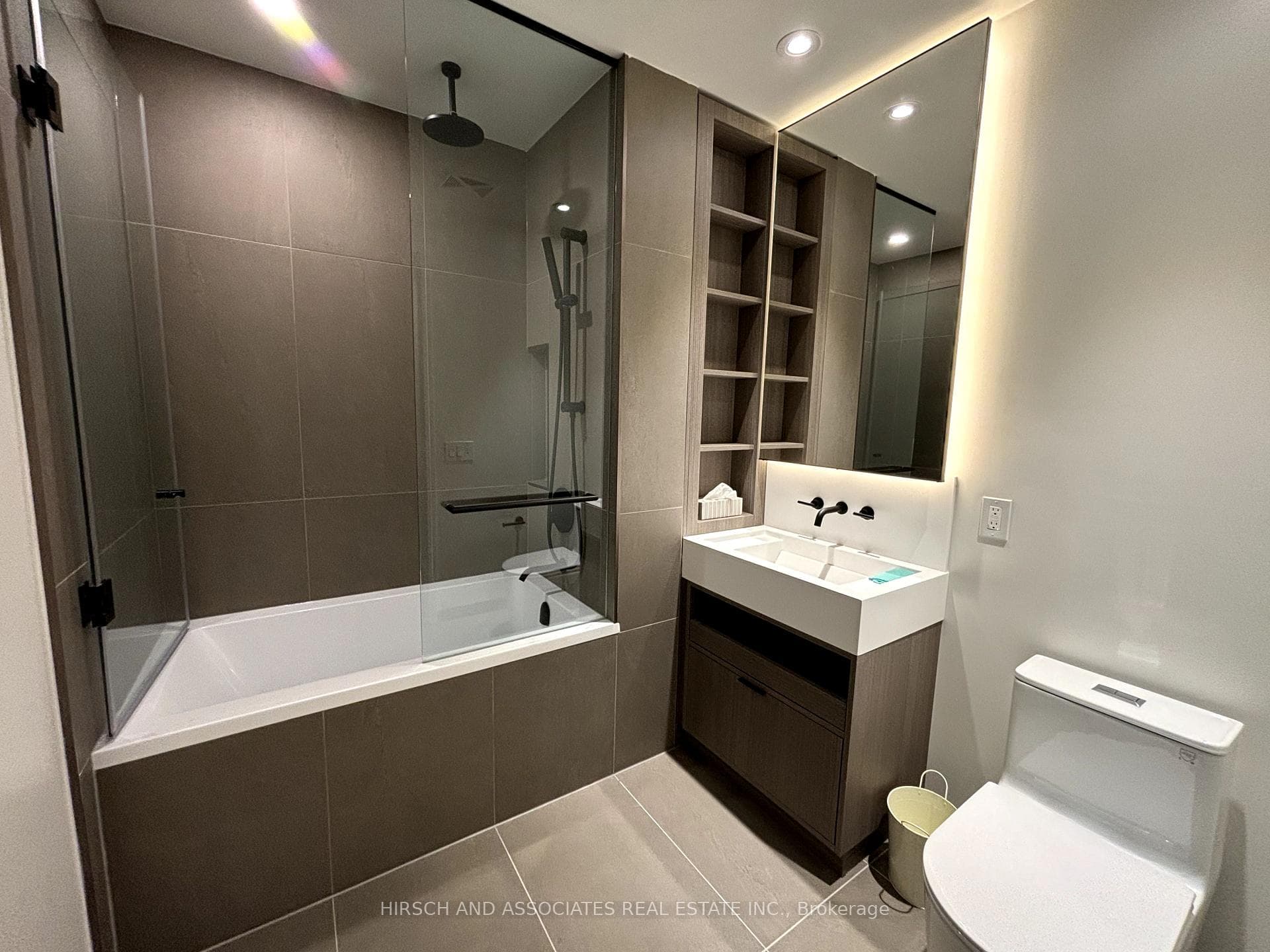 55 Charles Street Unit 2107 photo 28