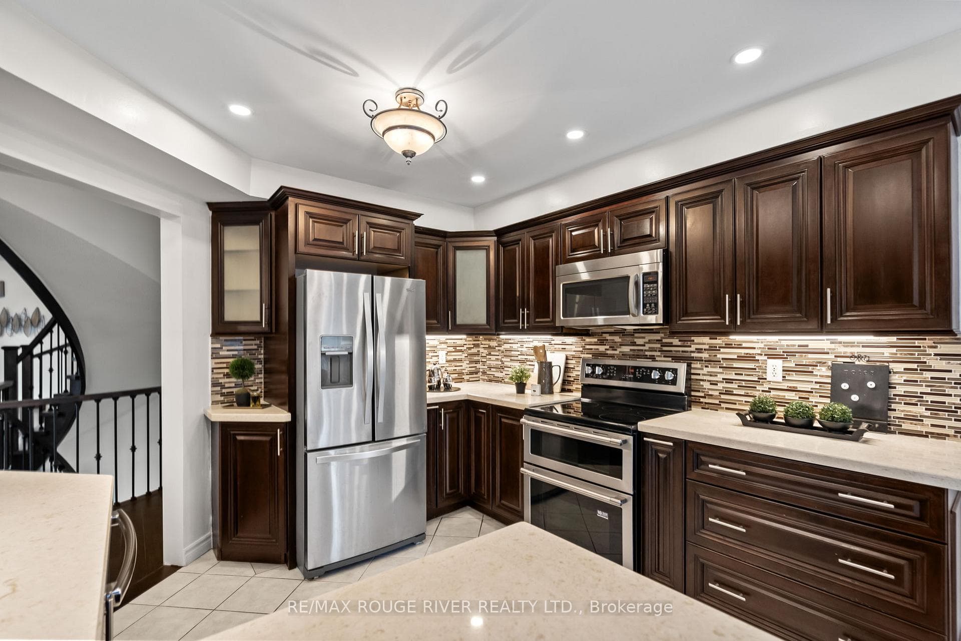 31 Kerrison Drive photo 9
