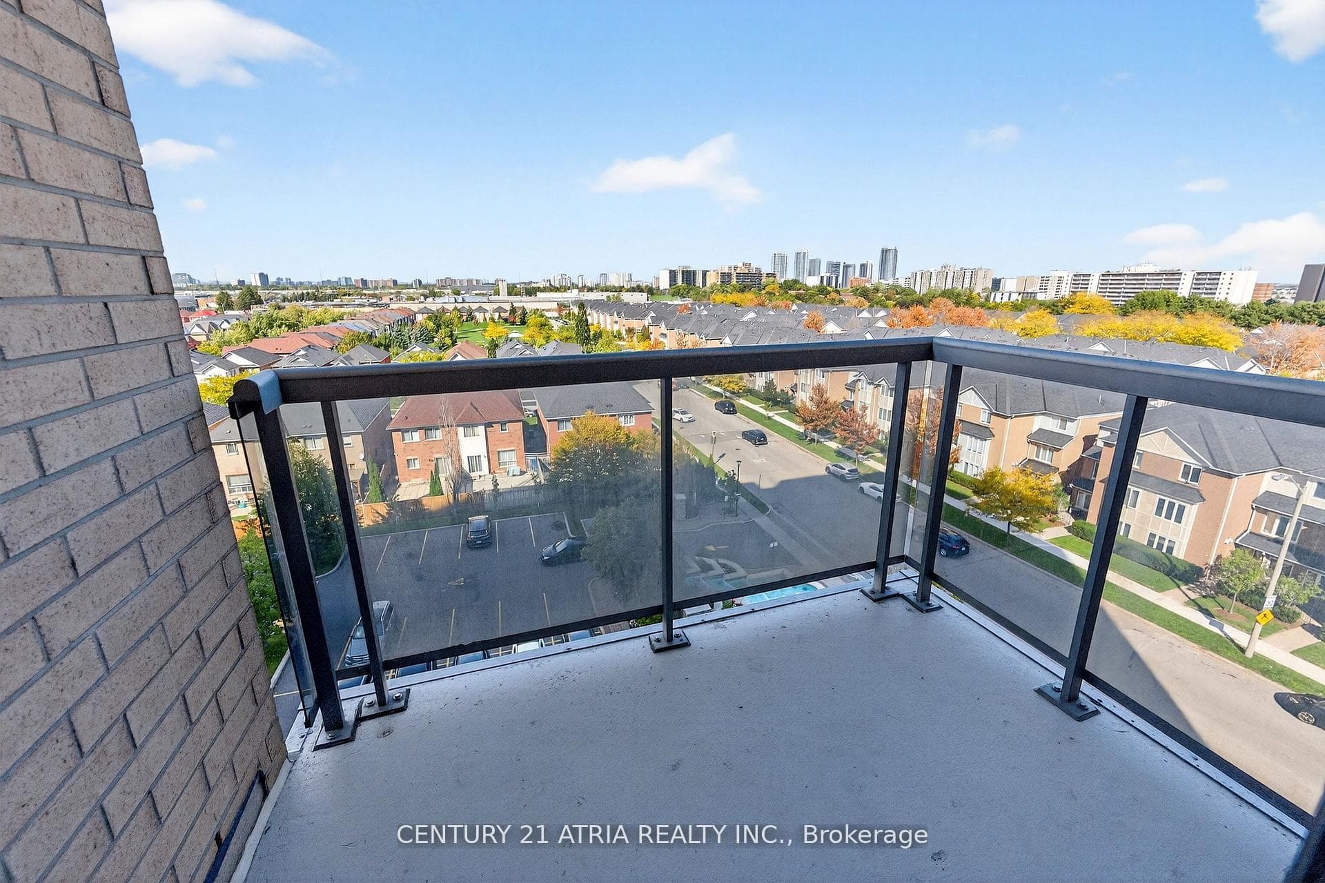 8 Mondeo Drive Unit 716 photo 27