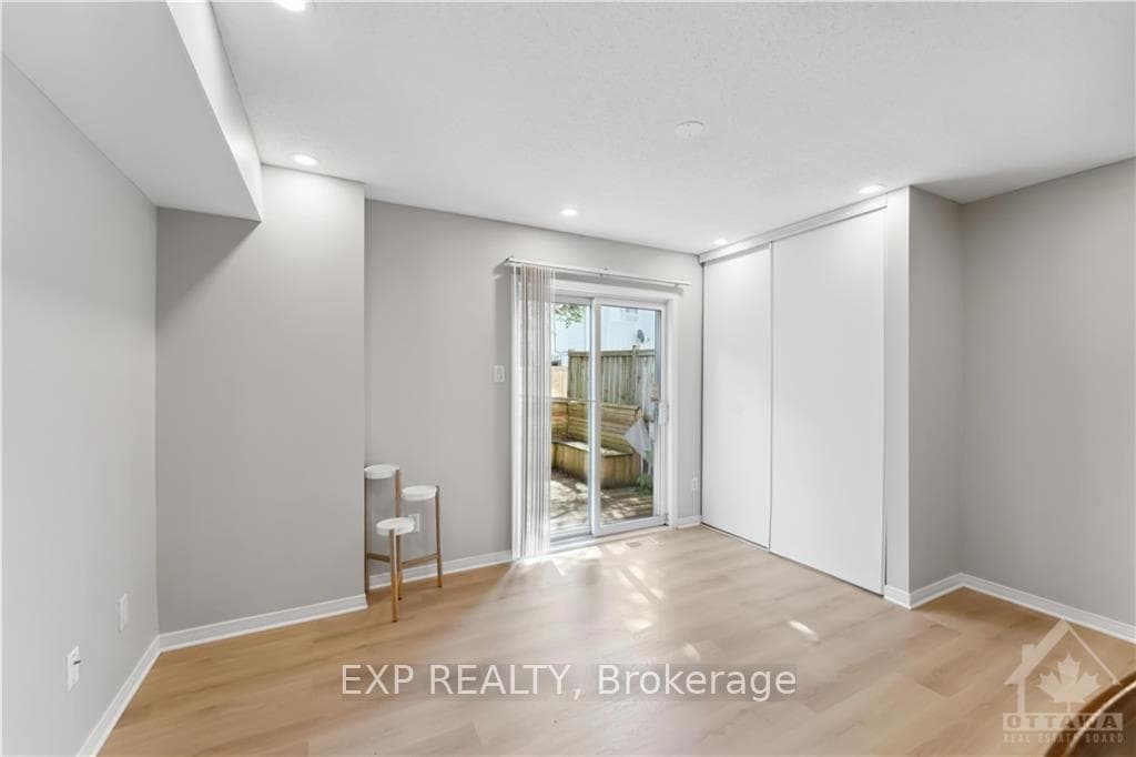 17 SCOUT Street photo 15