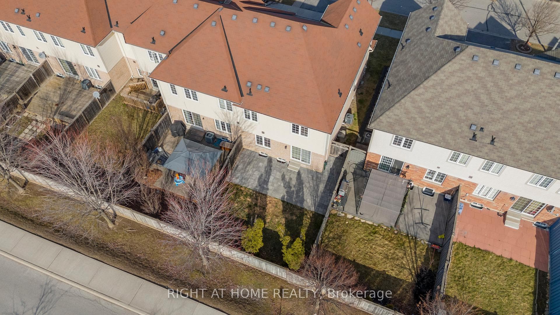 28 Booker Drive photo 39