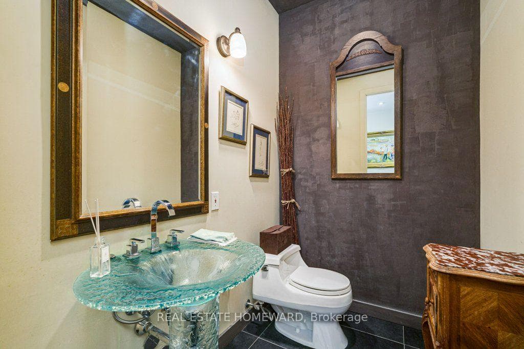 155 Dalhousie Street Unit PH1 photo 17