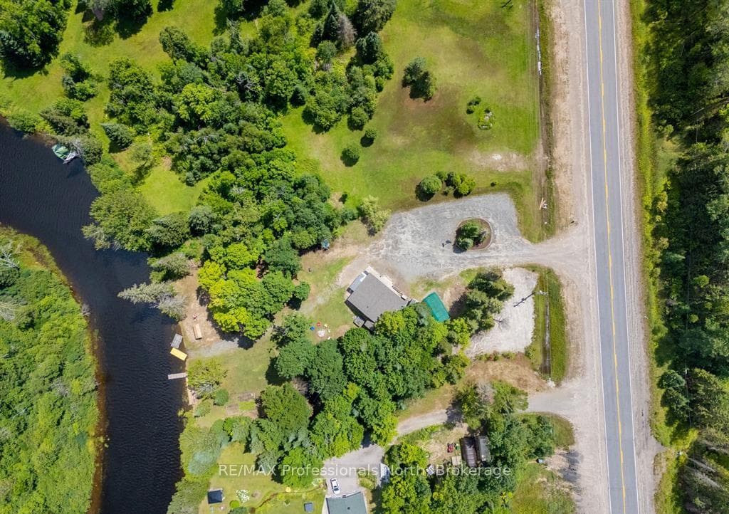 899 KATRINE Road photo 4