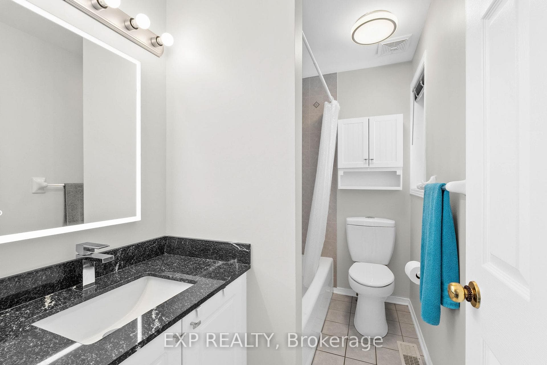 18 Golders Green Lane photo 32