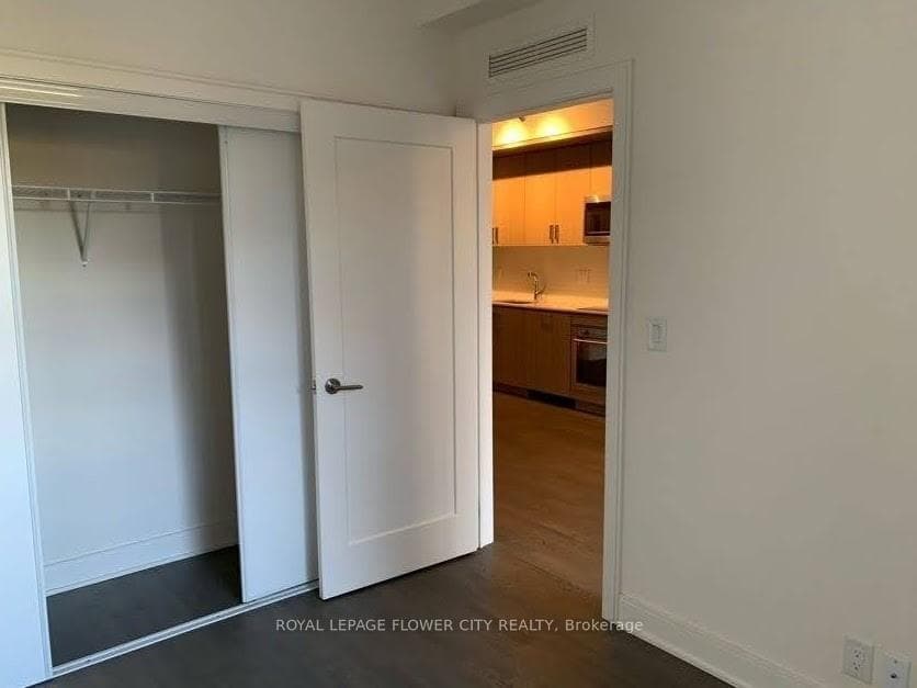 1575 Lakeshore Boulevard Unit 240 photo 18