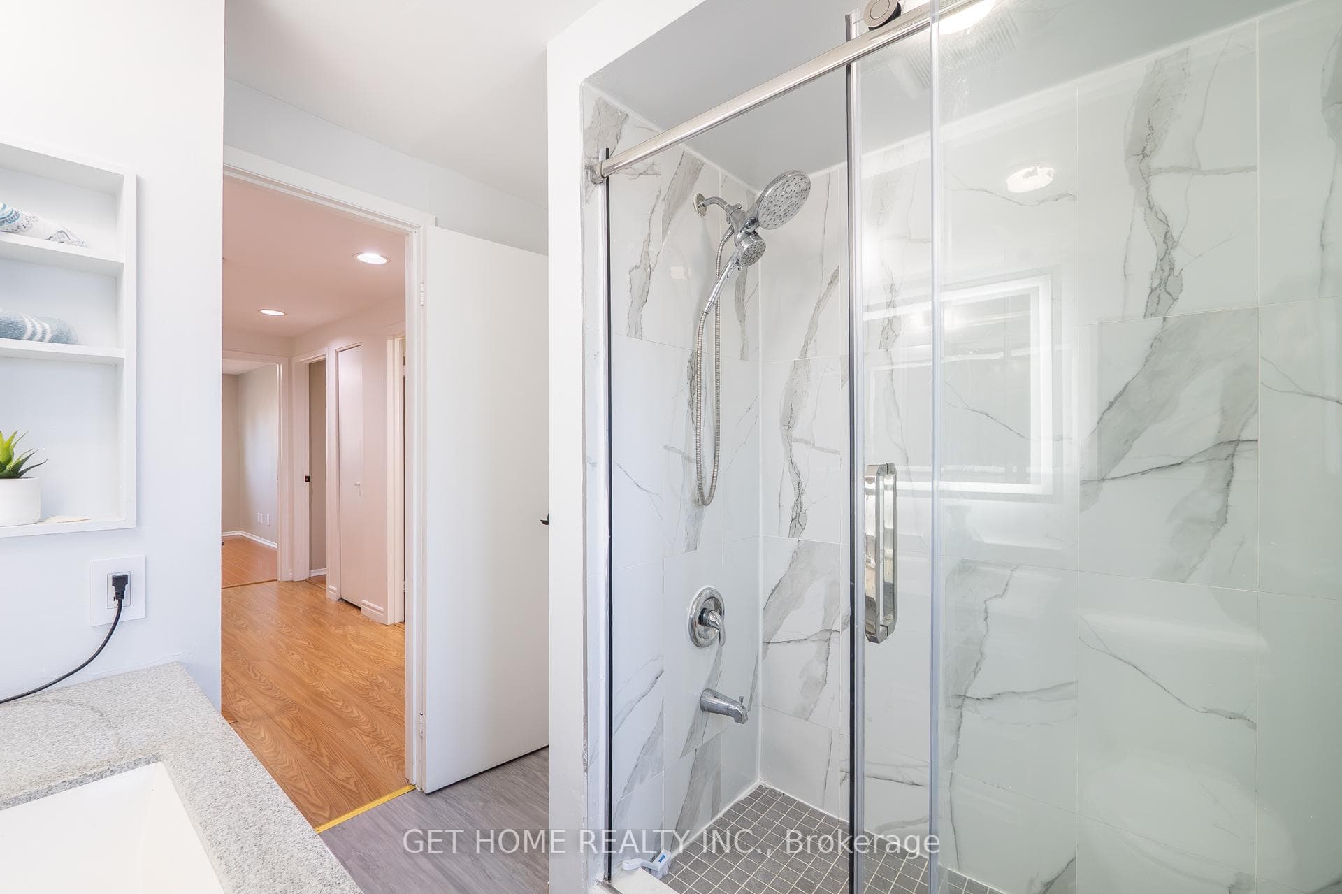 63 Homedale Drive photo 25