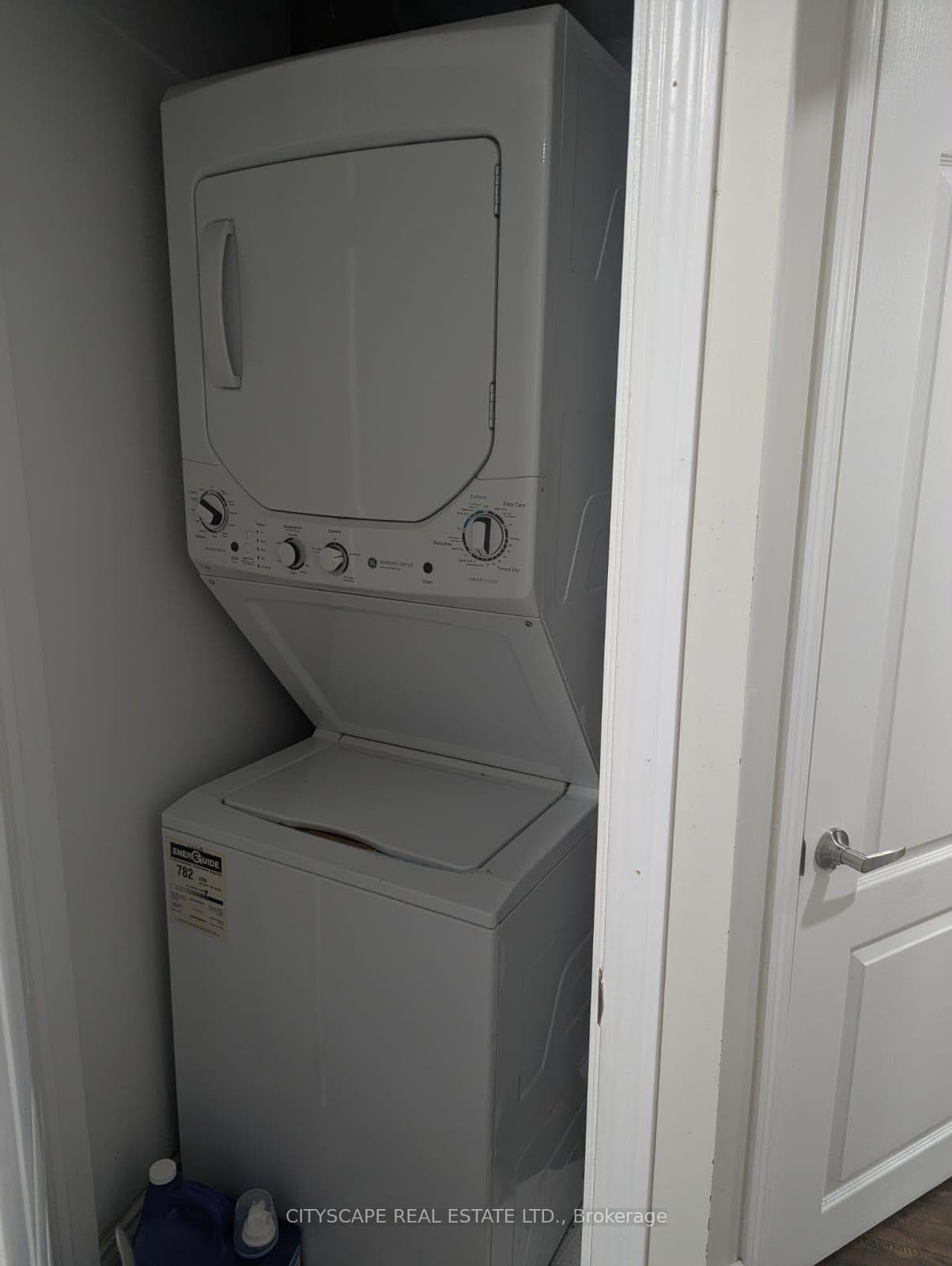 1211 Clifford Point Unit Bsmt photo 3