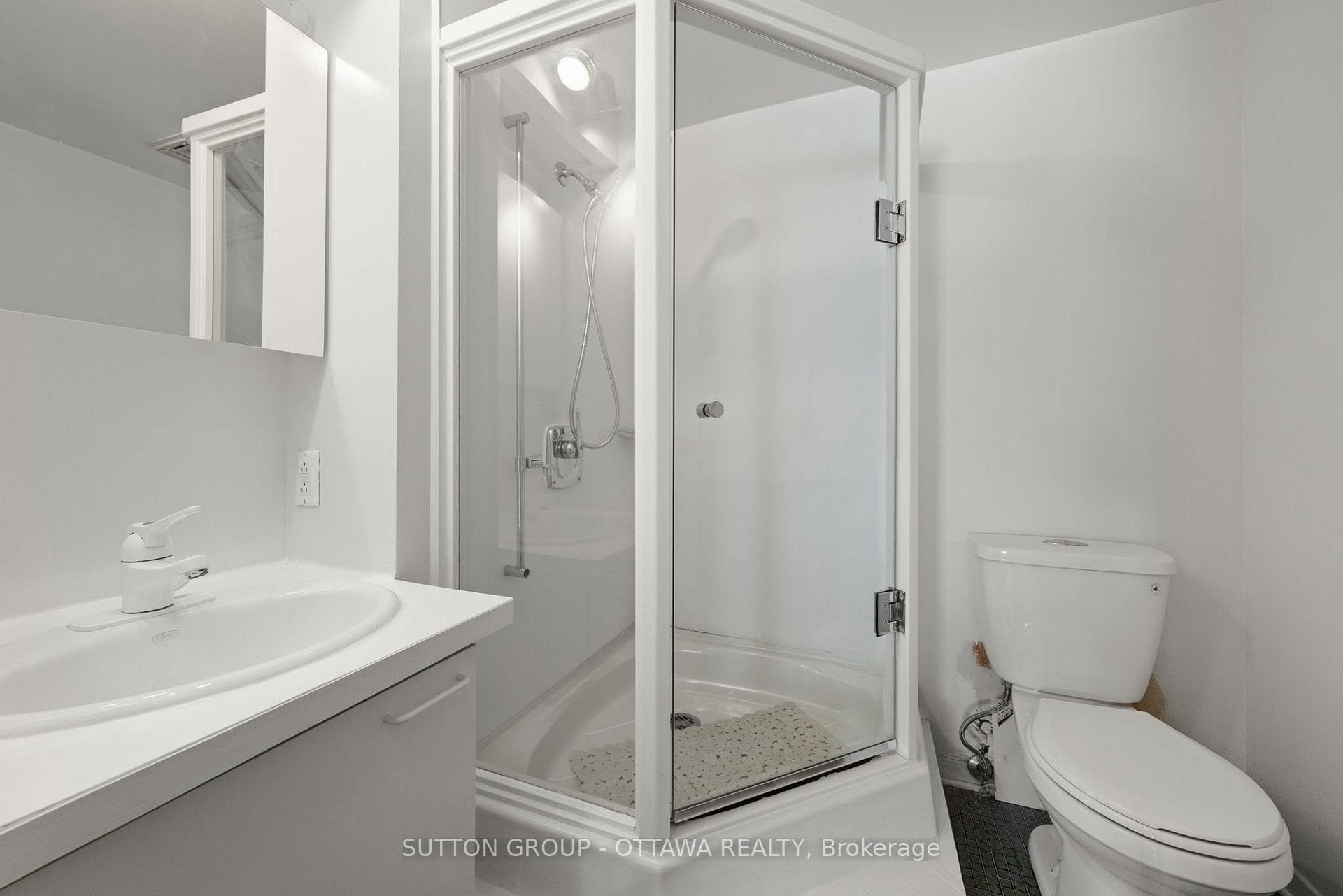 Ensuite bathroom